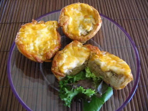 Petits pâtés aux oeufs et thon
