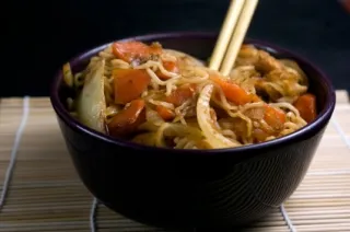 Yakisoba (nouilles sautées japonaises)