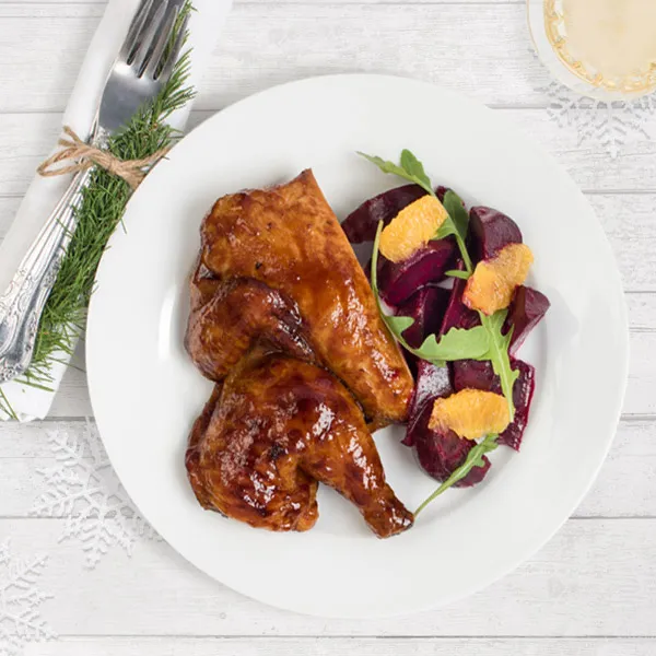 Poules de Cornouailles laquées au ginger ale