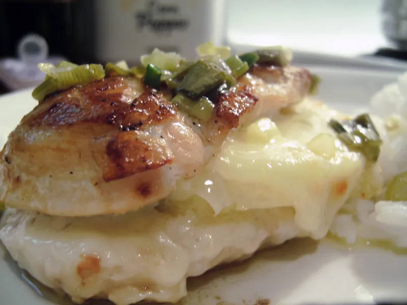 Poitrines de poulet farcies aux ananas et au cheddar vieilli