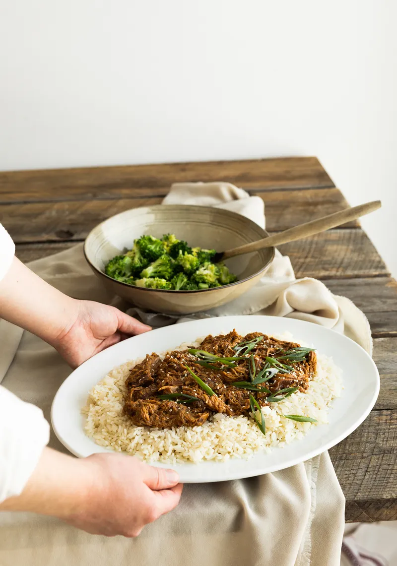 Poulet teriyaki effiloché à la mijoteuse