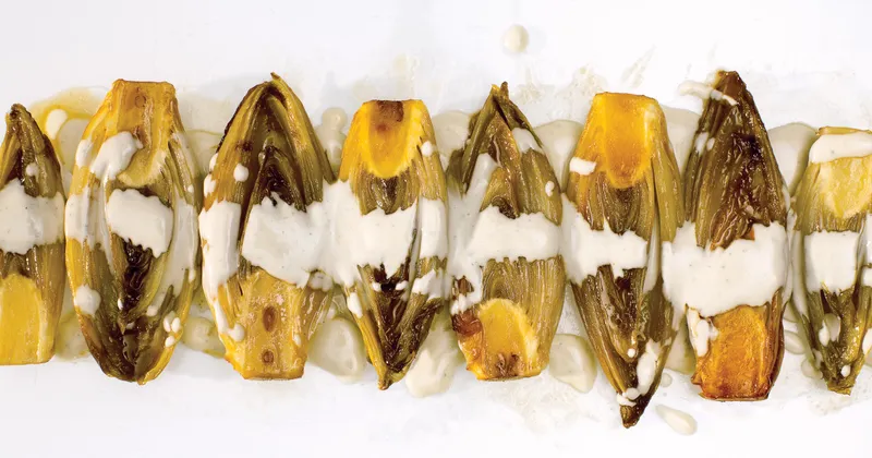 Endives caramélisées et mousse au bleu