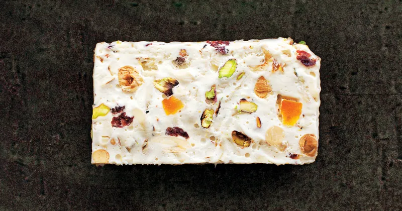Nougat aux fruits et aux noix