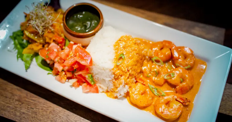 Crevettes sautées au lait de coco et à la vanille de Madagascar