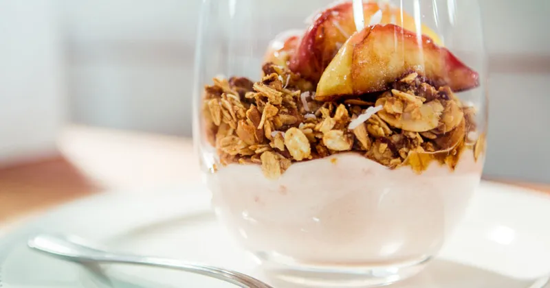 Croustade aux pommes McIntosh et caramel salé au lait d’amande - version allégée