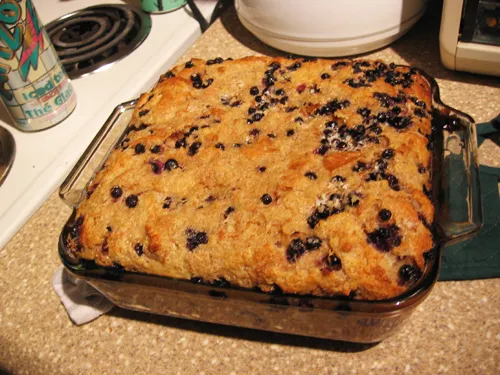 Pouding au pain aux bleuets