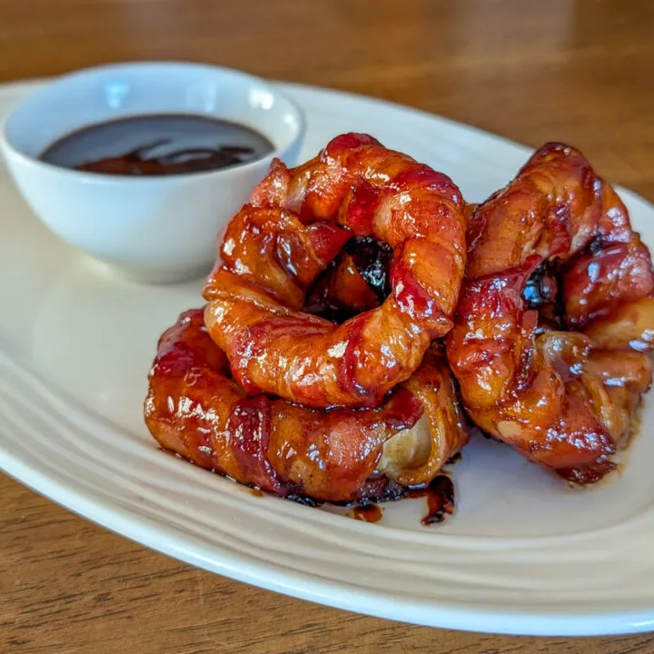 Rondelles d'oignons au bacon