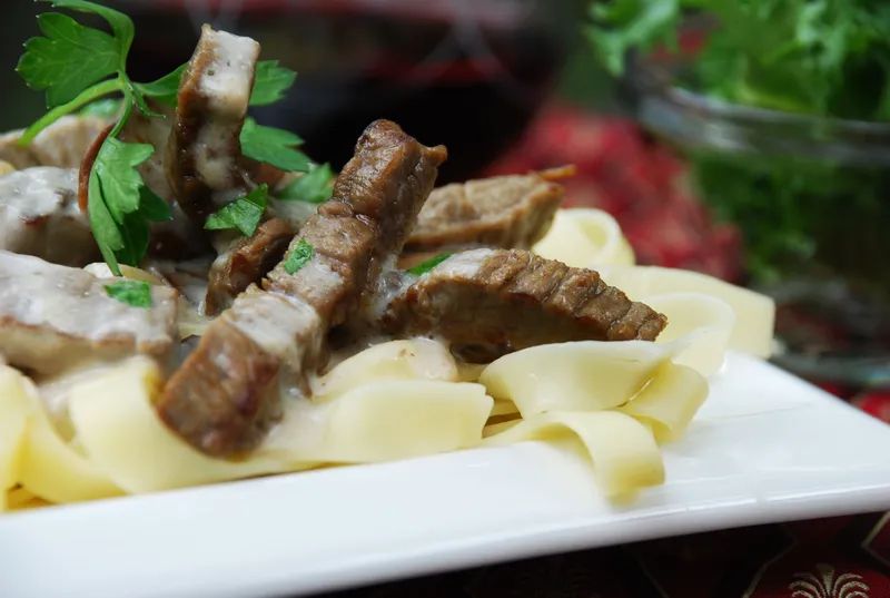 Boeuf à la Stroganoff